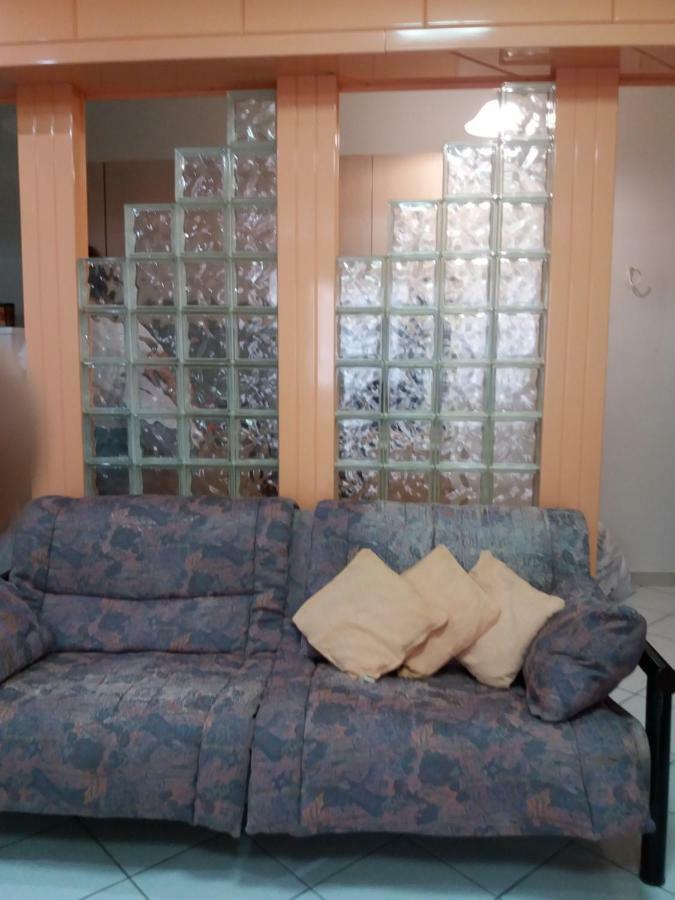 Christine'S Downtown Suites Kavala Exterior foto