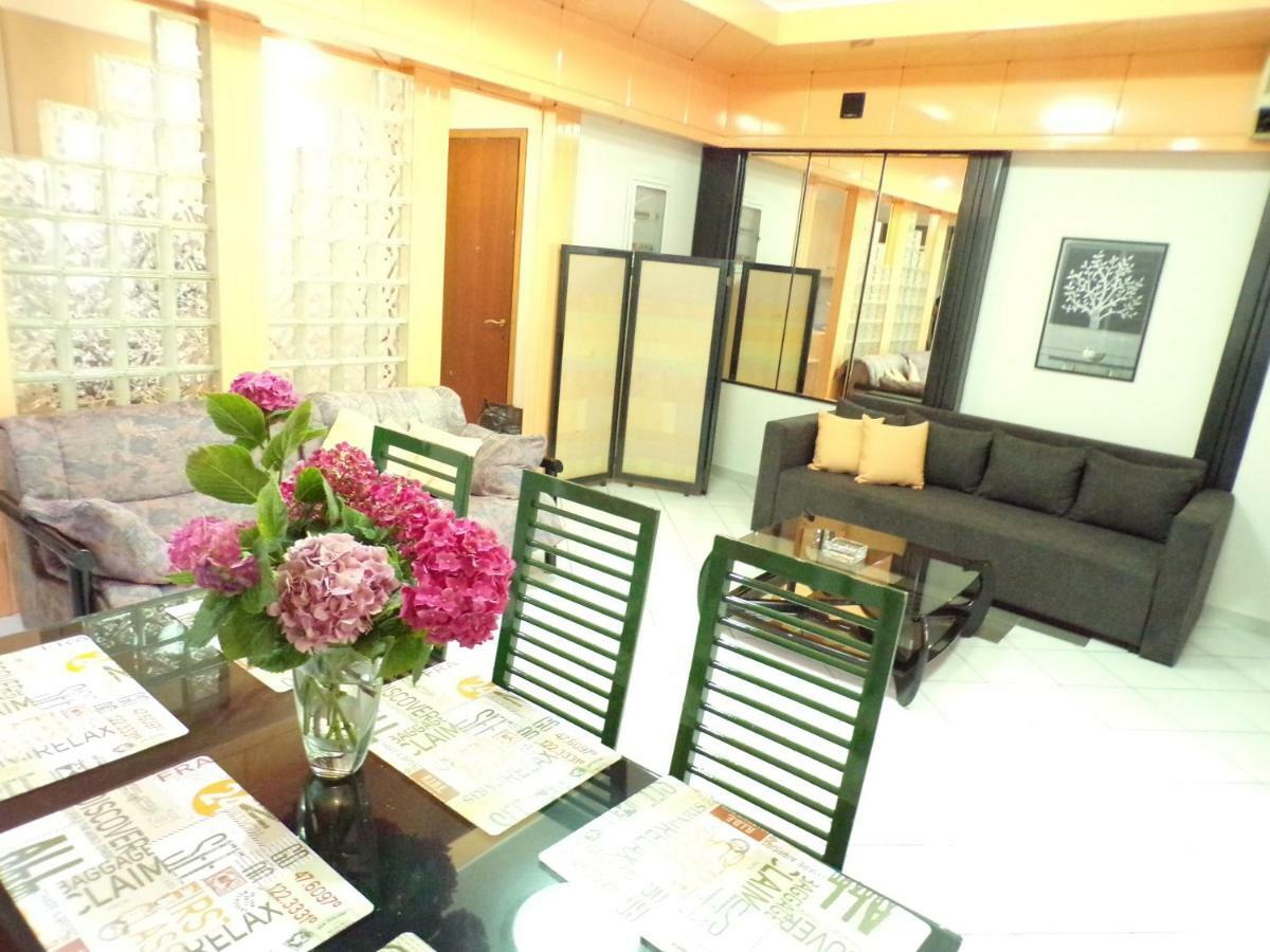 Christine'S Downtown Suites Kavala Exterior foto